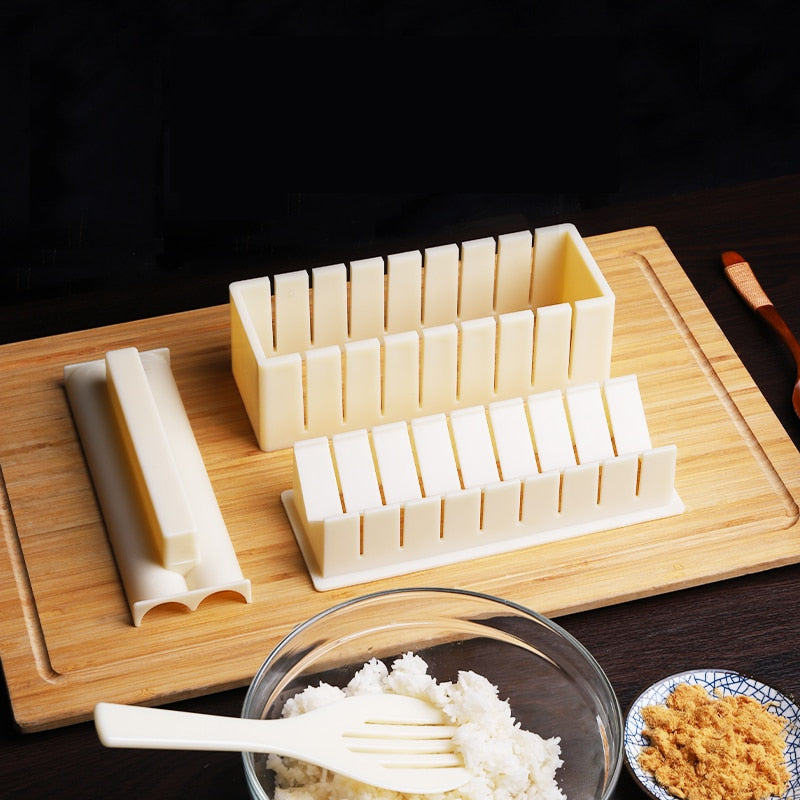 
  
  10pcs/Set Easy To Use DIY Rice Ball Sushi Maker Mold Kitchen Sushi Making Tool Set for Sushi Roll Kitchen Accessory Cooking Tool
  
