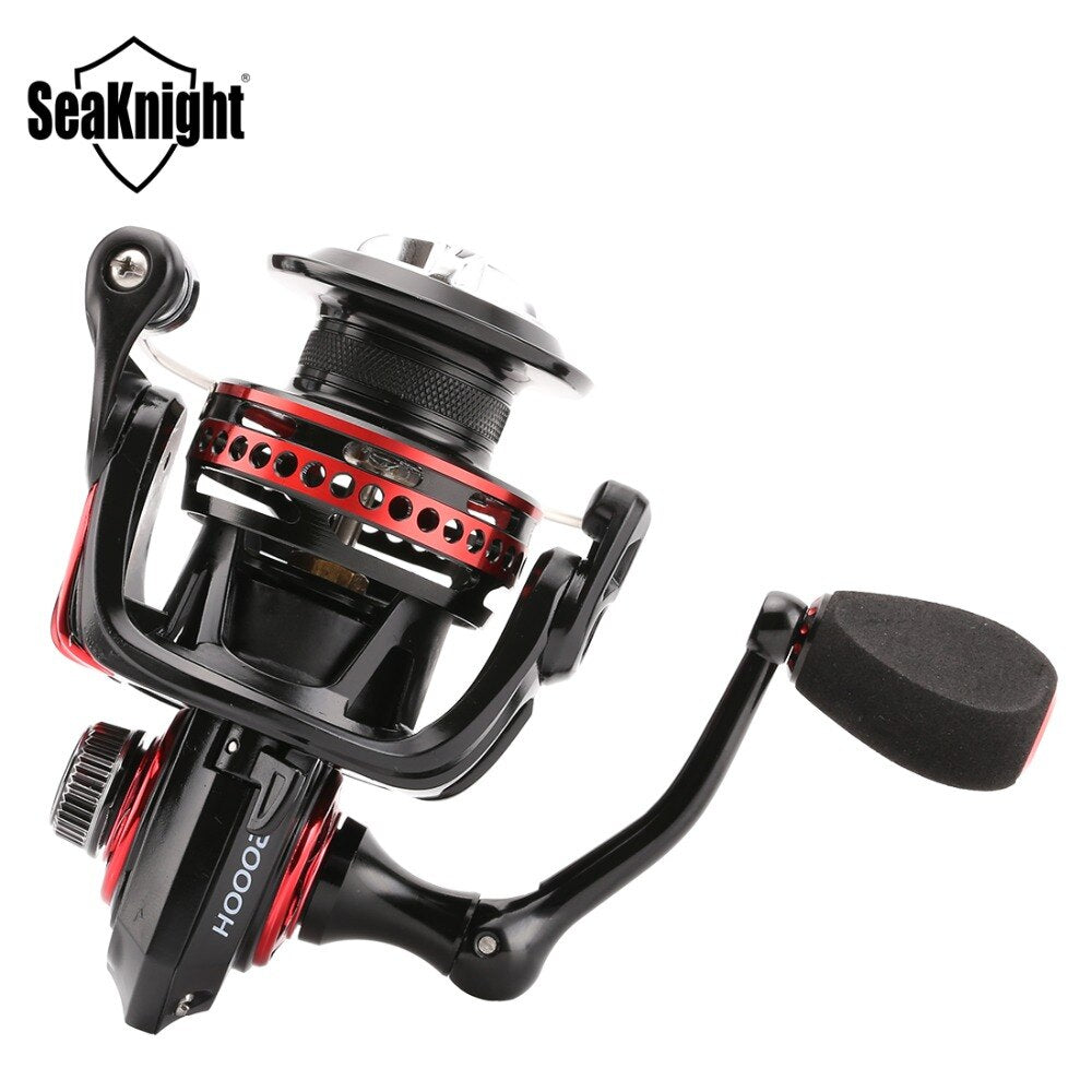 
  
  SeaKnight AXE Saltwater Spinning Fishing Reel 6.2:1 11BB 2000H 3000H 4000H Full Metal Body Anti-Corrosion Sea Carp Fishing Wheel
  
